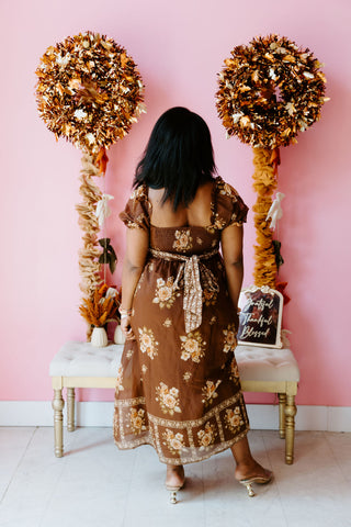 Sweetheart Chic Midi Dress
