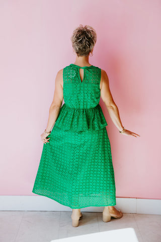 Sleek Emerald Midi Dress