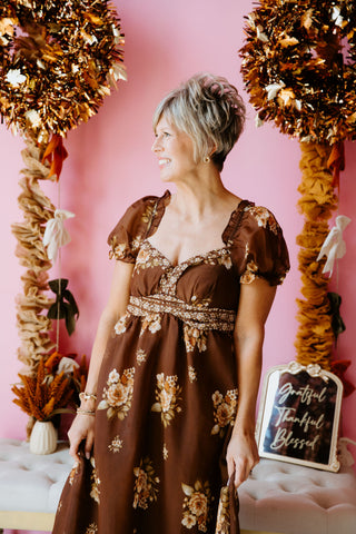 Sweetheart Chic Midi Dress