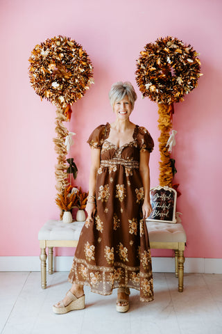 Sweetheart Chic Midi Dress