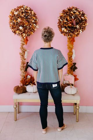 Falling into Bold Top