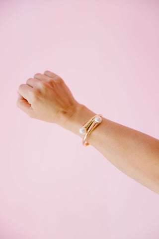Melody Pearl Hinged Bracelet