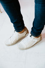 Robbie Sneakers